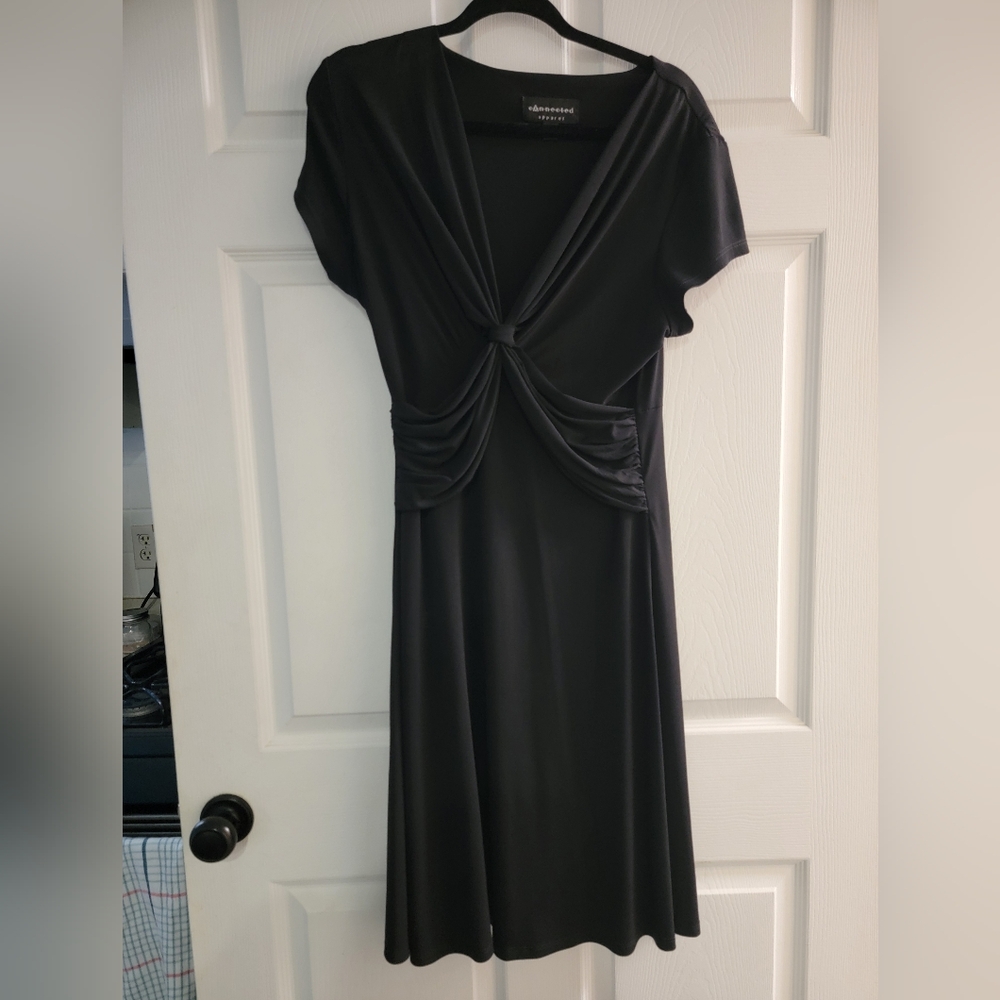 Womens Size 12 Classic Black Dress. Calf Length.
